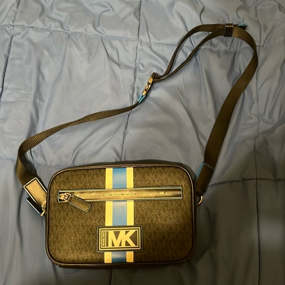 Michael korse bag used for men. - Picture 1 of 4